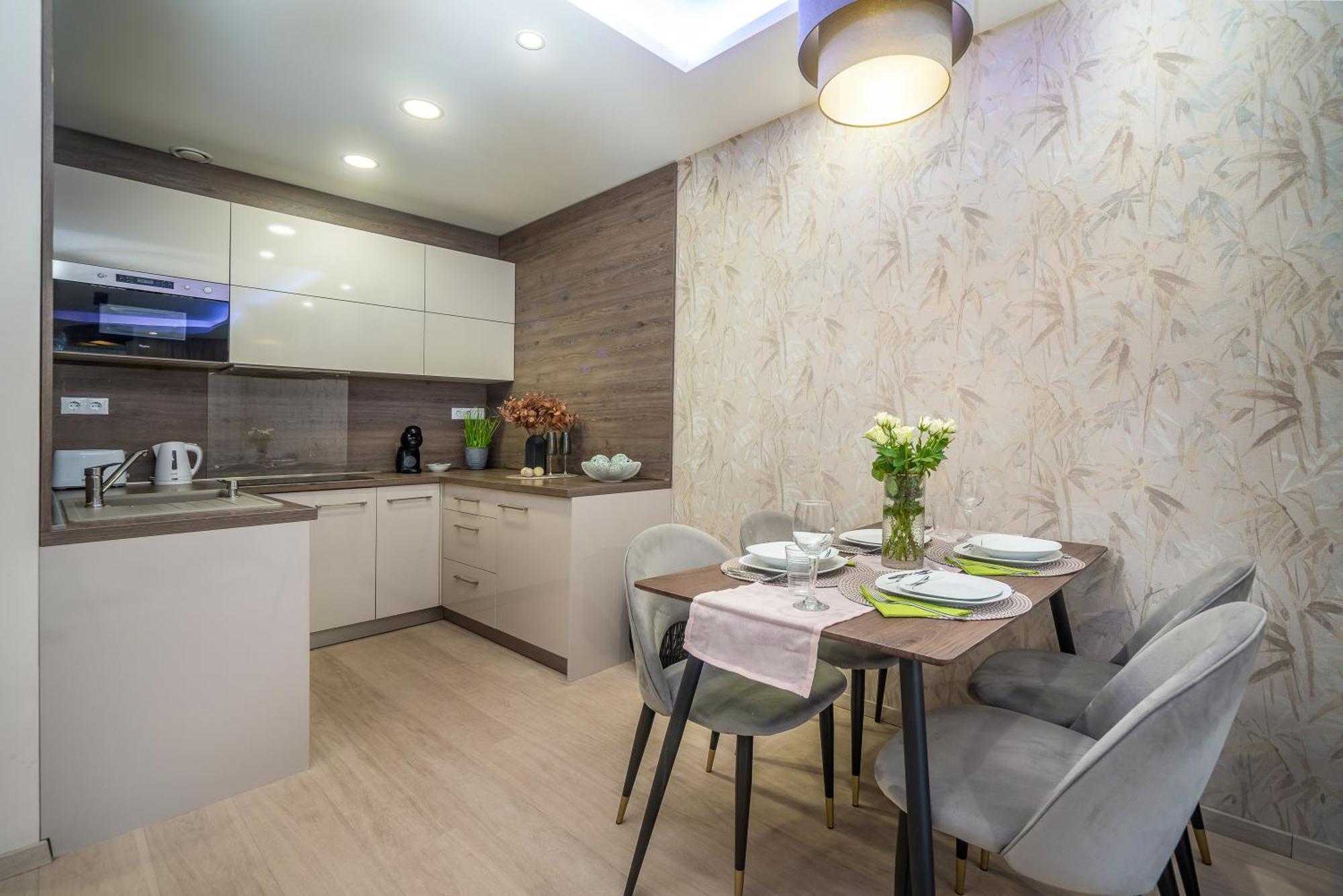 Lavida Deluxe Villa Hajdúszoboszló المظهر الخارجي الصورة